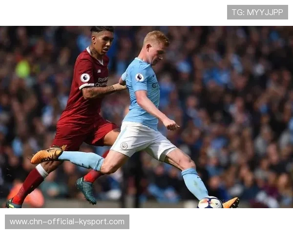 德布劳内略带旋转的传球，穿透整条后防