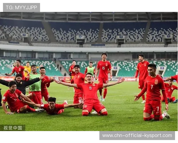 球队在赛后进行公开训练，以便调整战术，在比赛队人数不多赛期又较长时采用什么循环