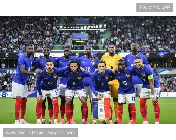 世界杯教练临场换人策略盘点，谁最果敢？