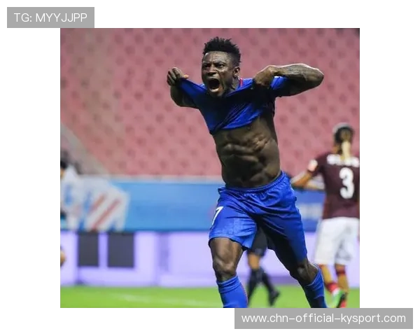 球星夜间加练冲刺并结合传球精度训练,综合能力被提升 球星夜间加练冲刺并结合传球精度训练,综合能力被提升